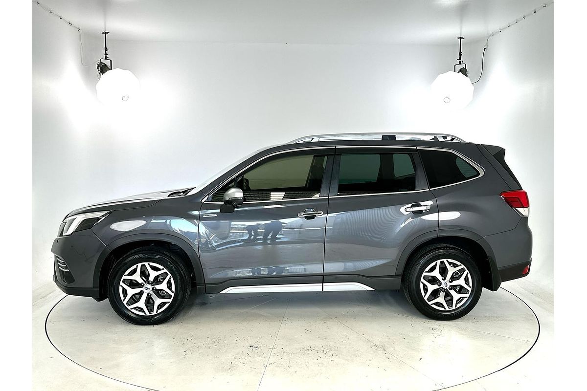 2023 Subaru Forester Hybrid L S5