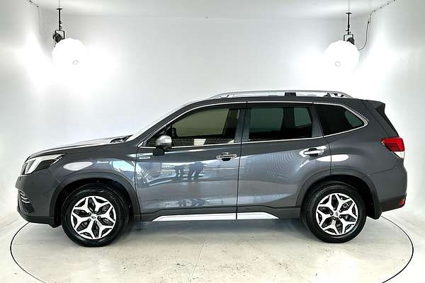 2023 Subaru Forester Hybrid L S5