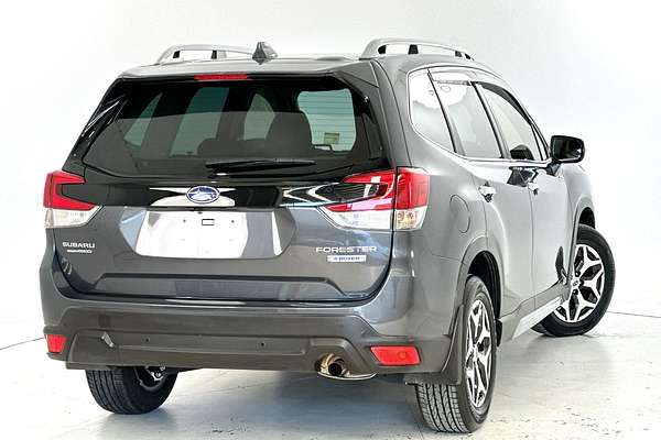 2023 Subaru Forester Hybrid L S5