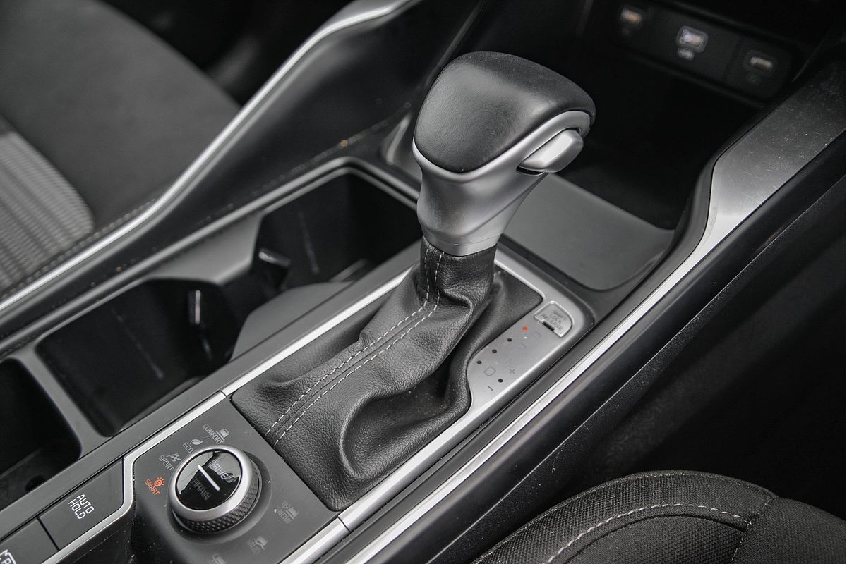 2023 Kia Sorento Sport MQ4