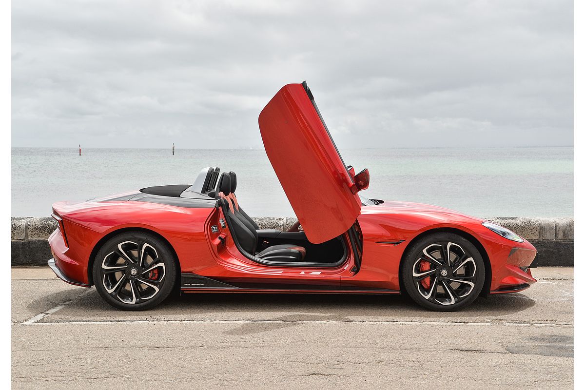 2024 MG Cyberster (No Badge) EC32