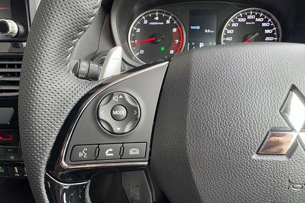 2024 Mitsubishi Eclipse Cross Black Edition YB