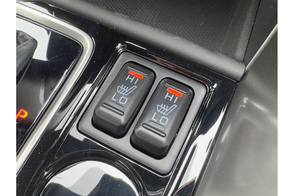 2024 Mitsubishi Eclipse Cross Black Edition YB
