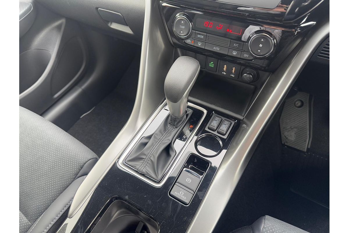 2024 Mitsubishi Eclipse Cross Black Edition YB