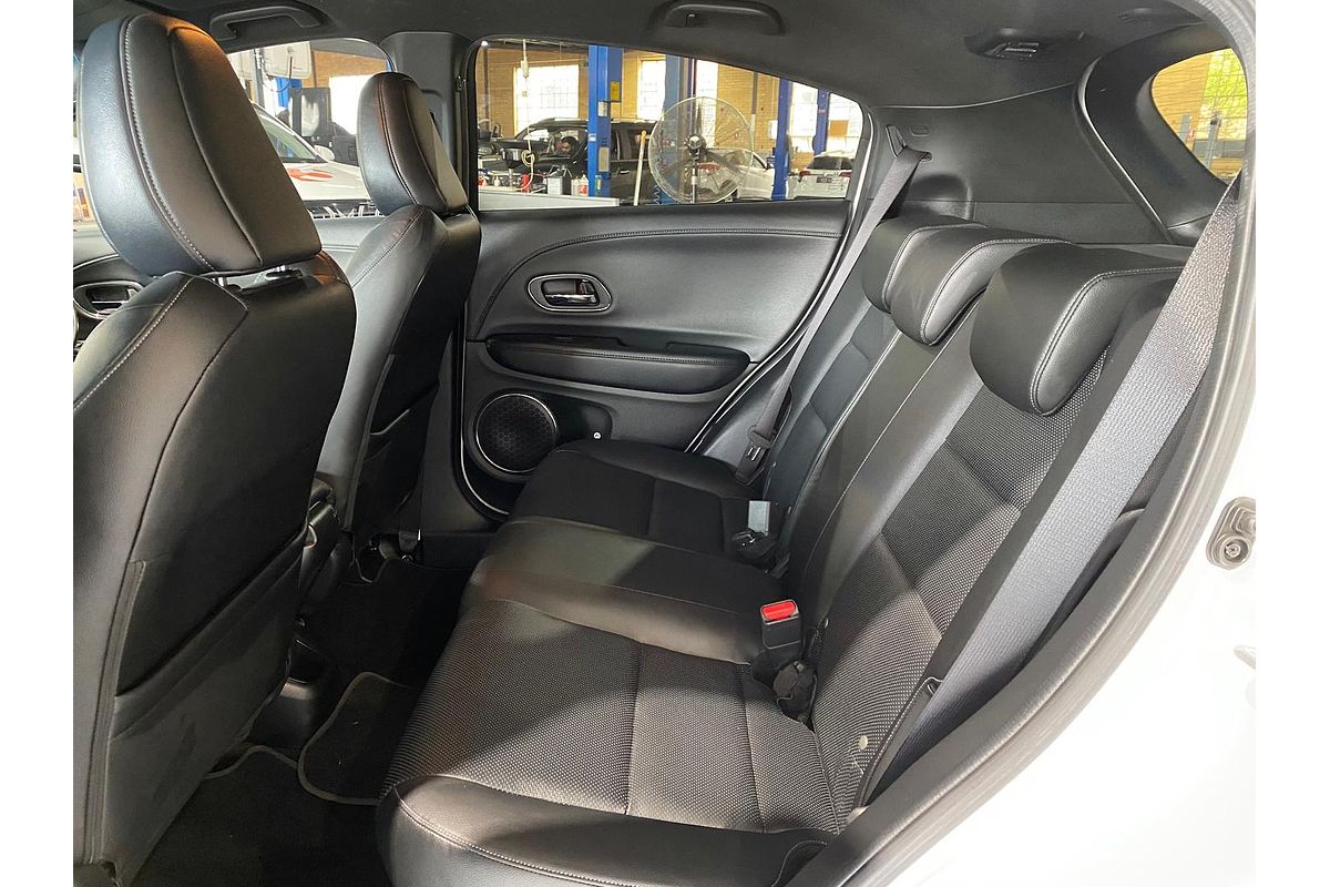 2019 Honda HR-V RS