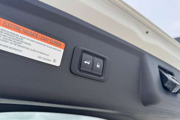 2024 Mitsubishi Eclipse Cross Exceed YB