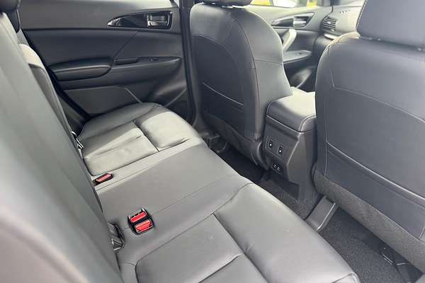 2024 Mitsubishi Eclipse Cross Exceed YB