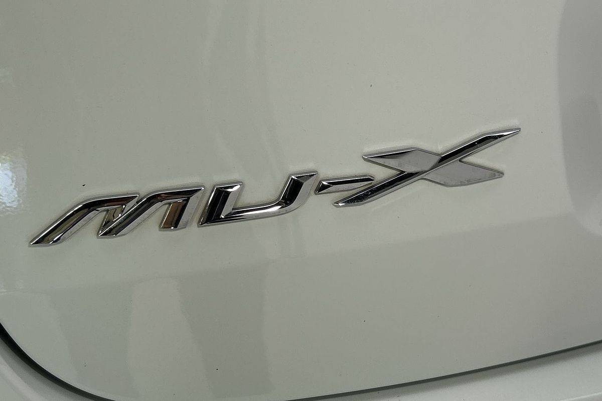 2023 Isuzu MU-X LS-T