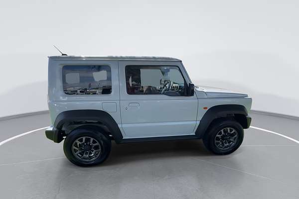 2023 Suzuki Jimny GLX GJ