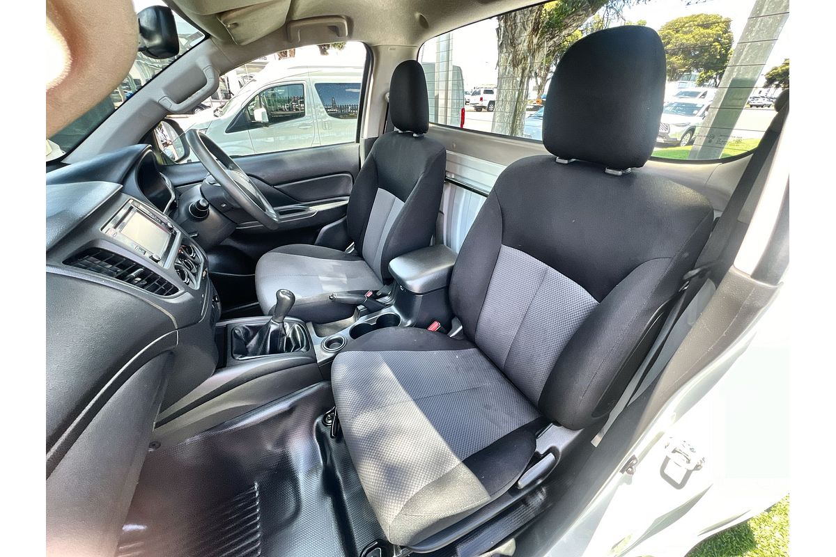 2022 Mitsubishi Triton GLX MR Rear Wheel Drive