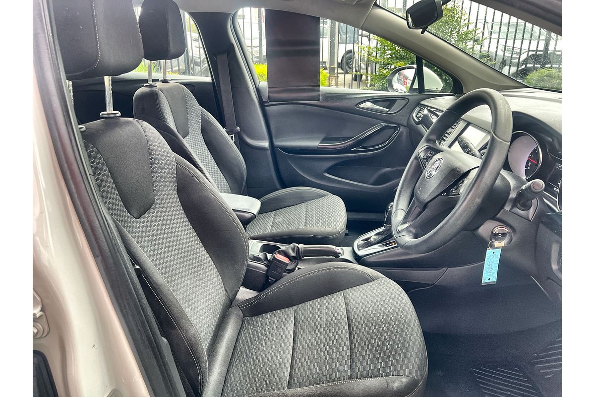2019 Holden Astra R BK