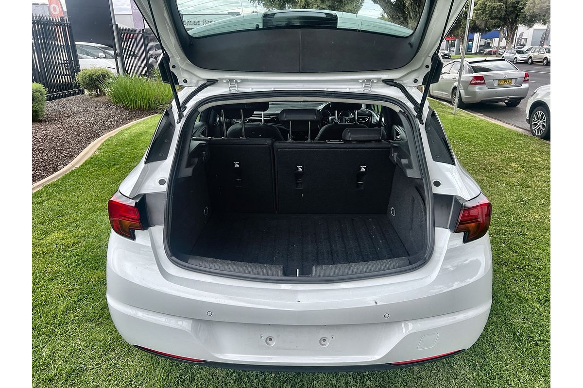 2019 Holden Astra R BK
