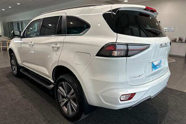 2023 Isuzu MU-X LS-T