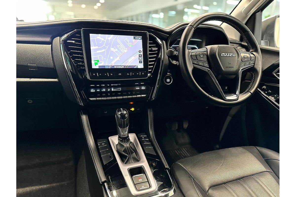 2023 Isuzu MU-X LS-T