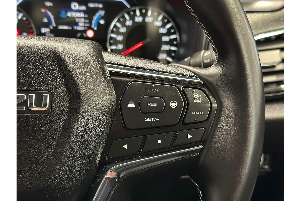 2023 Isuzu MU-X LS-T