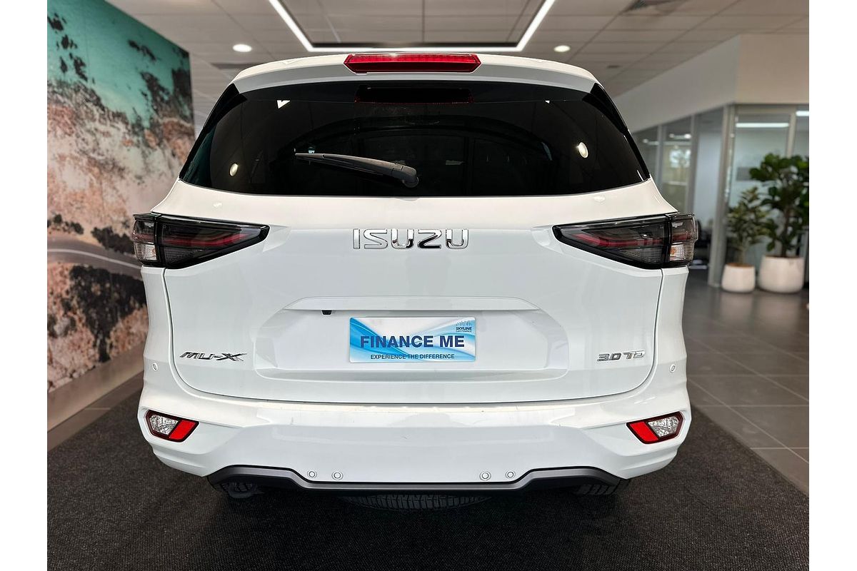 2023 Isuzu MU-X LS-T