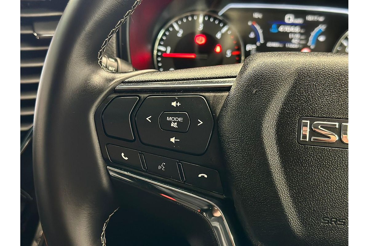 2023 Isuzu MU-X LS-T