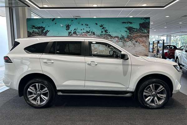 2023 Isuzu MU-X LS-T
