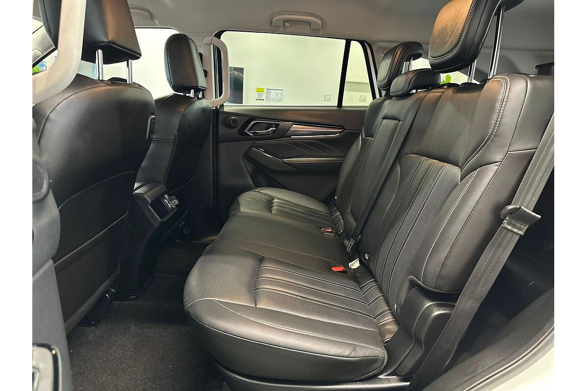 2023 Isuzu MU-X LS-T