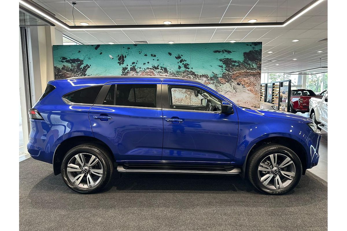 2023 Isuzu MU-X LS-T