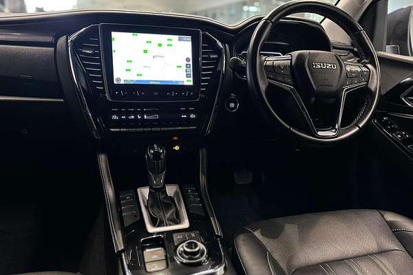 2023 Isuzu MU-X LS-T