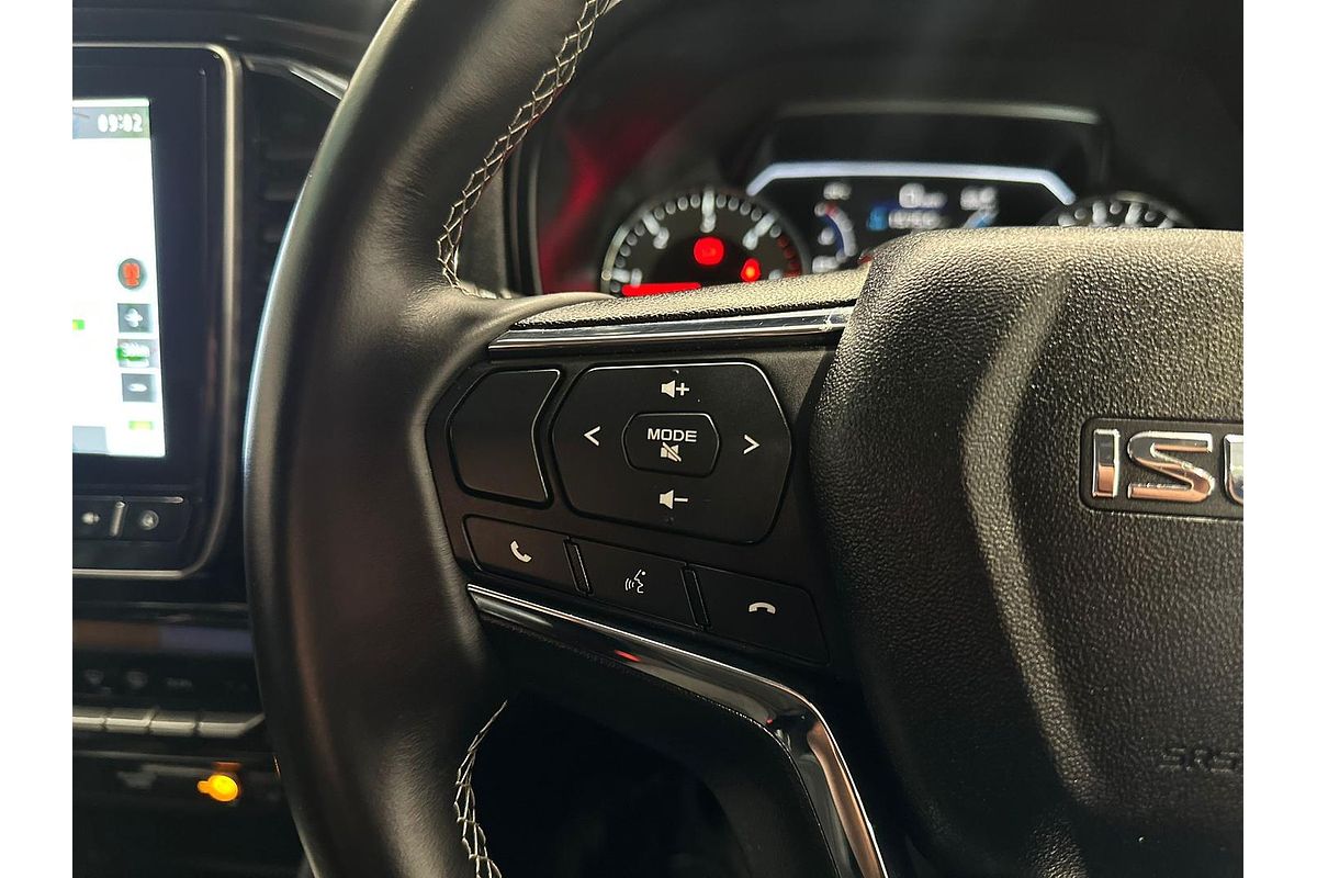 2023 Isuzu MU-X LS-T