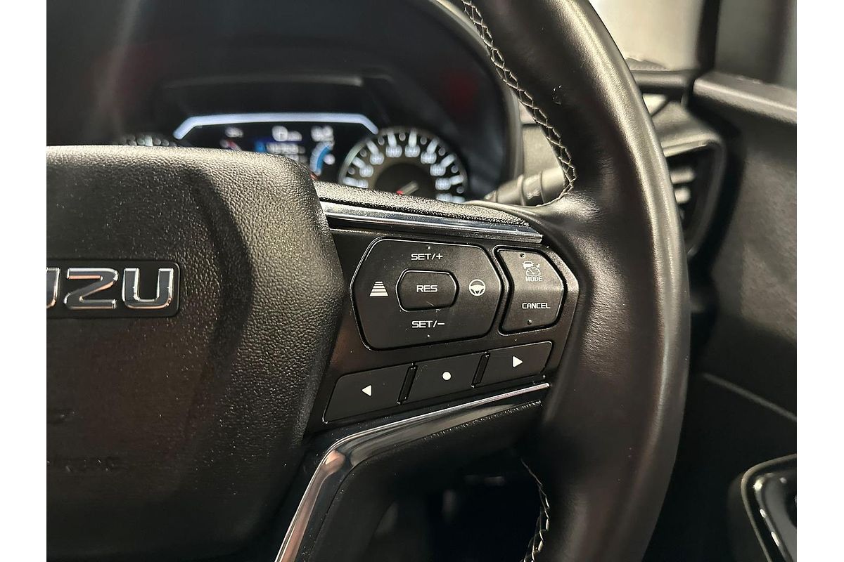 2023 Isuzu MU-X LS-T