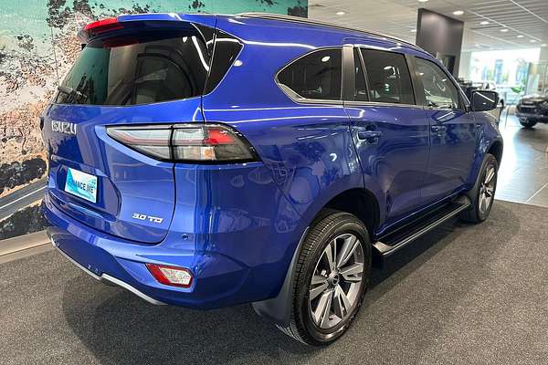 2023 Isuzu MU-X LS-T
