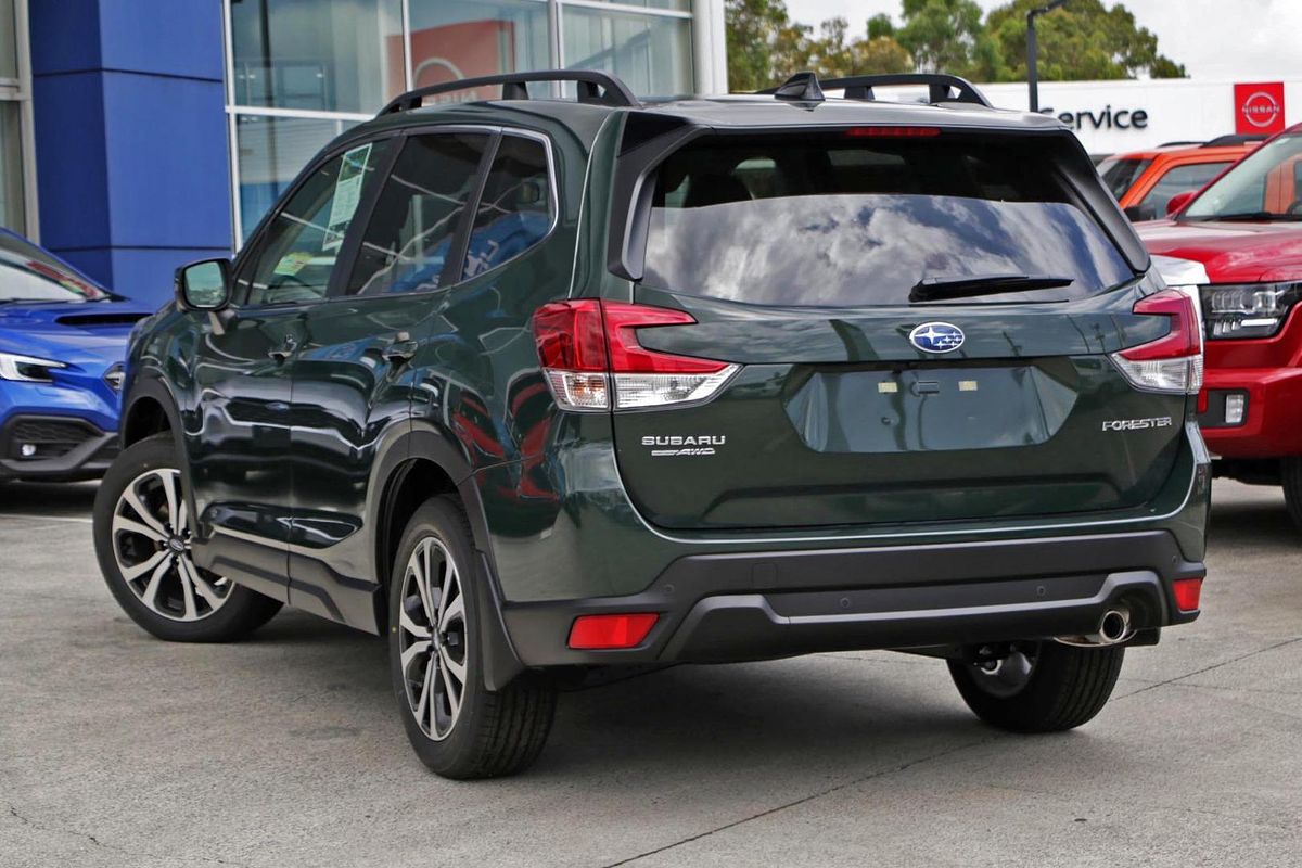 2024 Subaru Forester 2.5i Premium S5