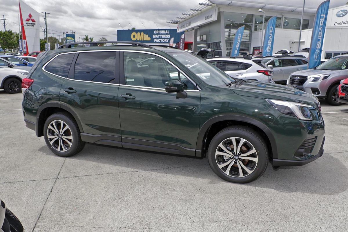 2024 Subaru Forester 2.5i Premium S5