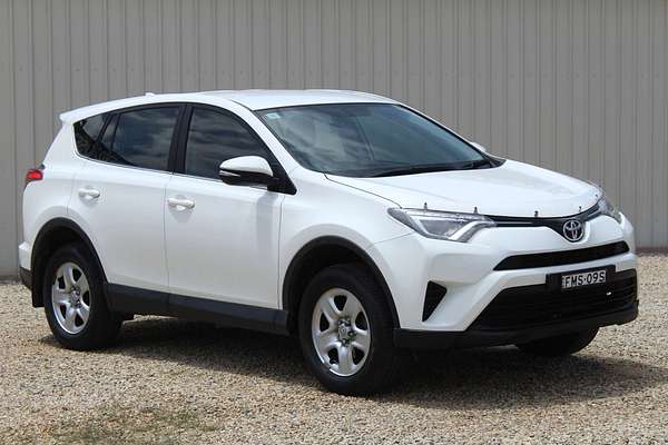 2017 Toyota RAV4 GX ZSA42R
