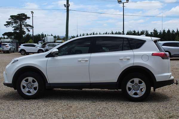 2017 Toyota RAV4 GX ZSA42R