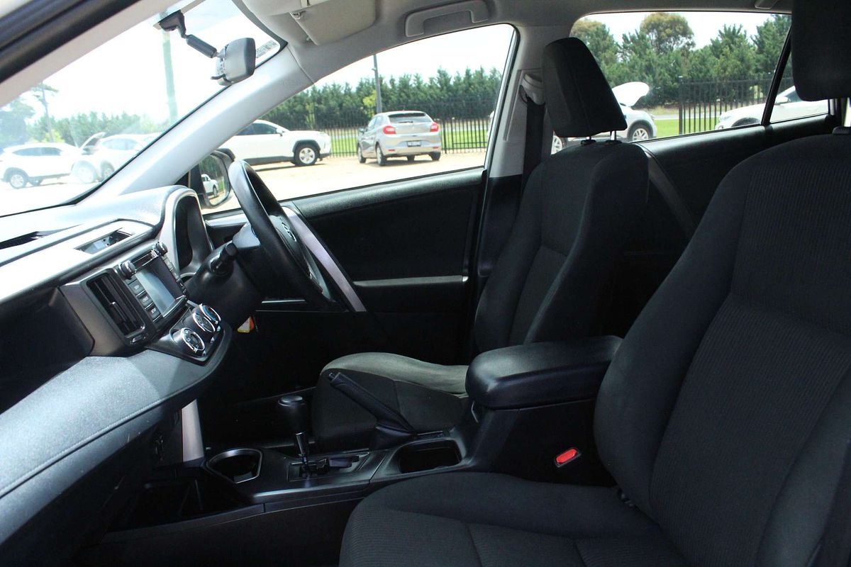 2017 Toyota RAV4 GX ZSA42R