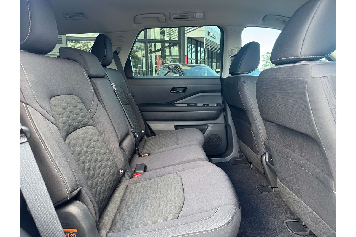 2024 Nissan Pathfinder ST-L R53