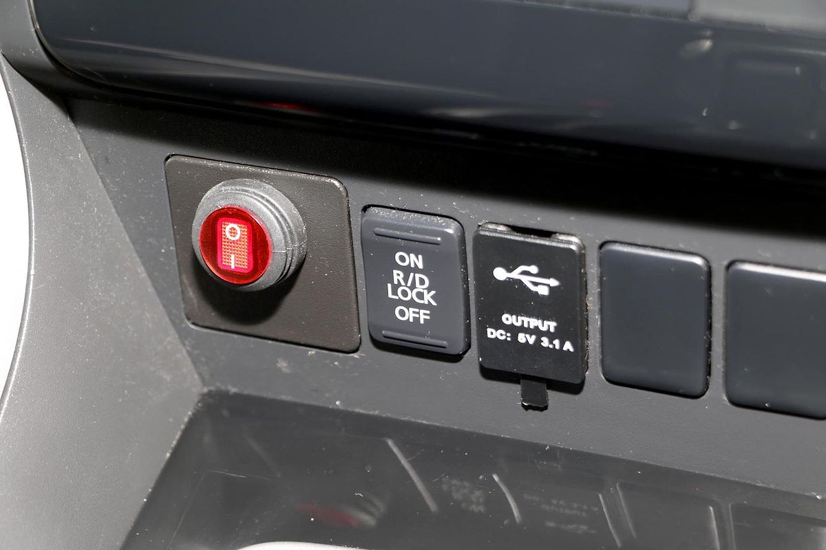 2015 Mitsubishi Pajero Sport GLS QE