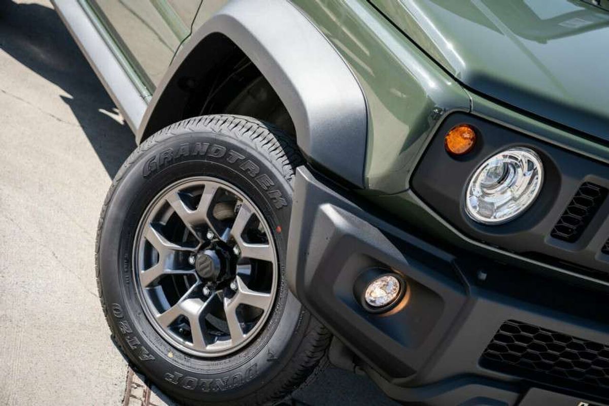 2025 Suzuki Jimny GLX GJ