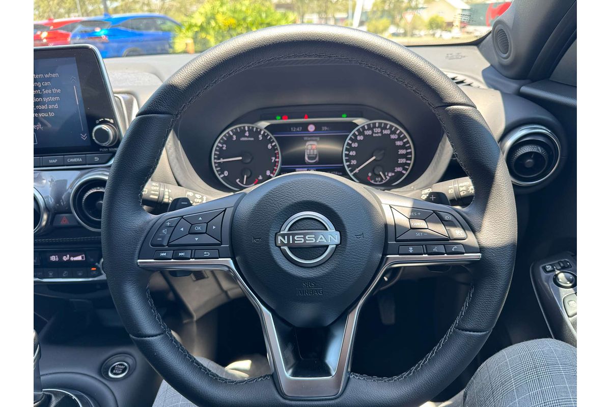 2023 Nissan JUKE ST-L F16