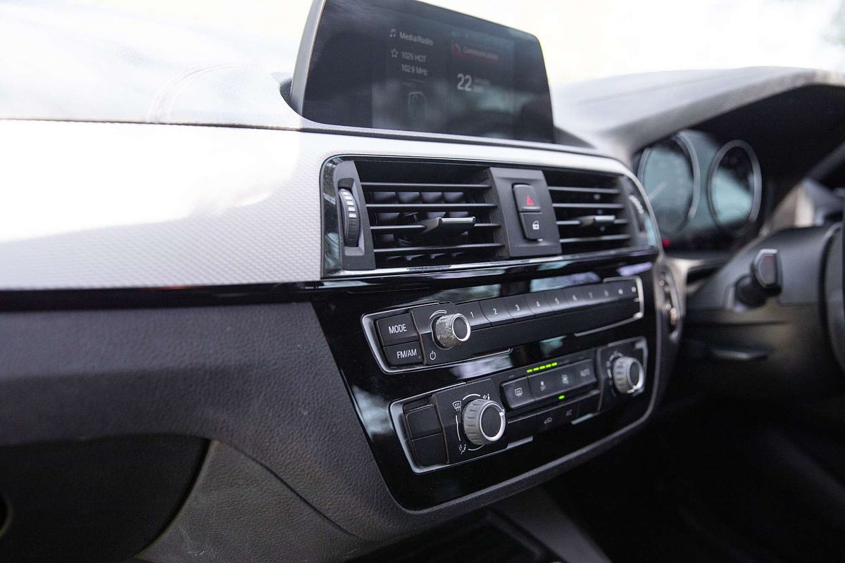 2018 BMW 1 Series 118i Sport Line F20 LCI-2