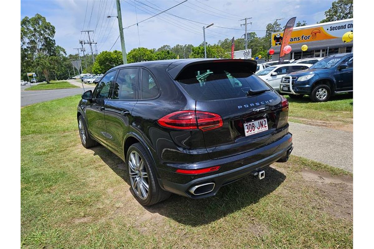 2016 Porsche Cayenne Diesel Platinum Edition 92A