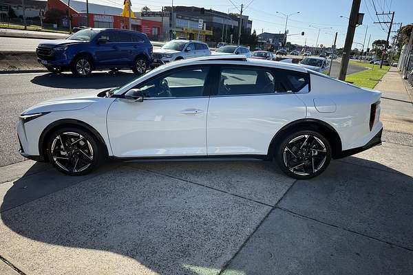 2024 Kia K4 GT-Line CL4m