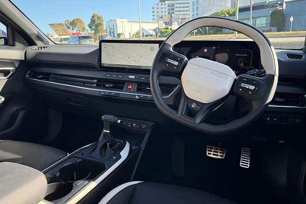 2024 Kia K4 GT-Line CL4m