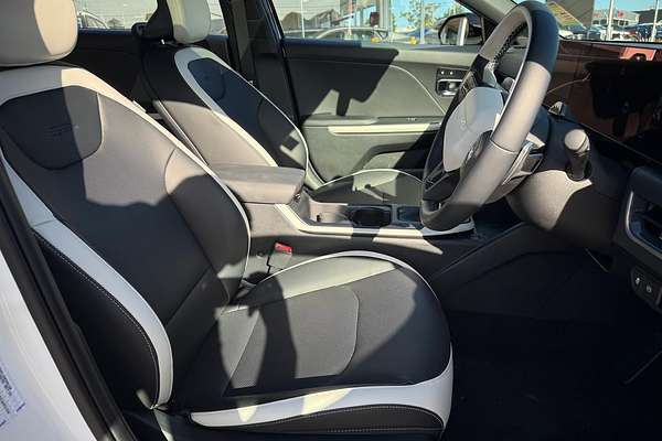 2024 Kia K4 GT-Line CL4m