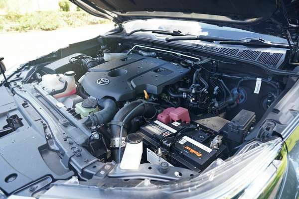 2020 Toyota Hilux SR5 (4x4) GUN126R Facelift 4X4