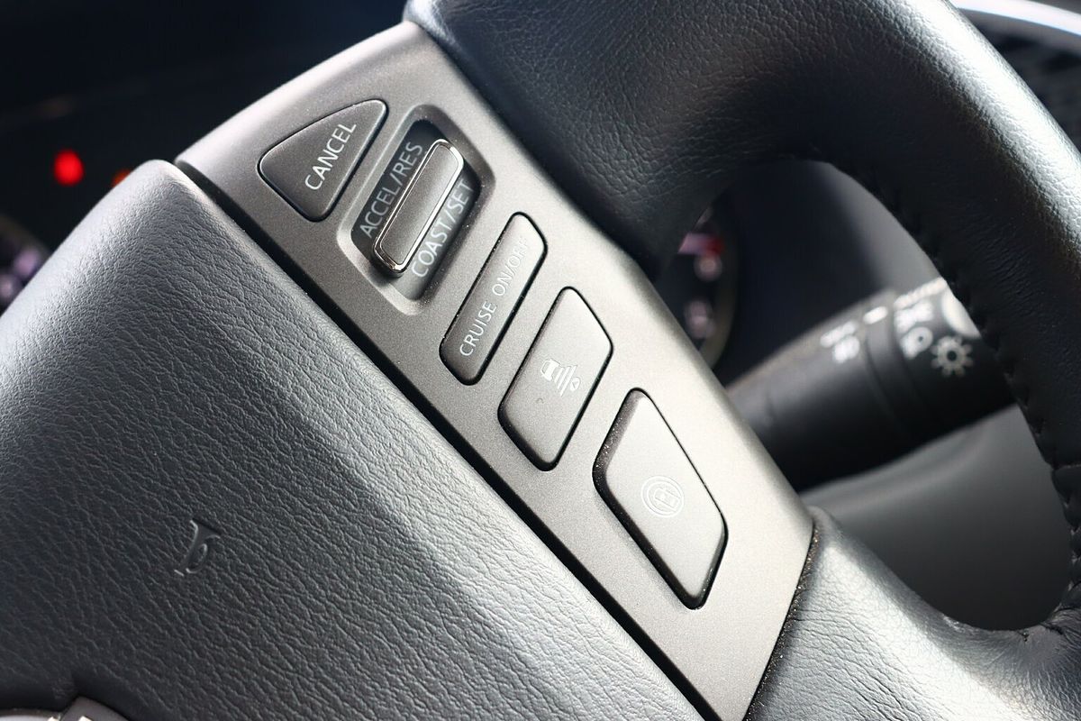 2022 Nissan Patrol Ti-L Y62