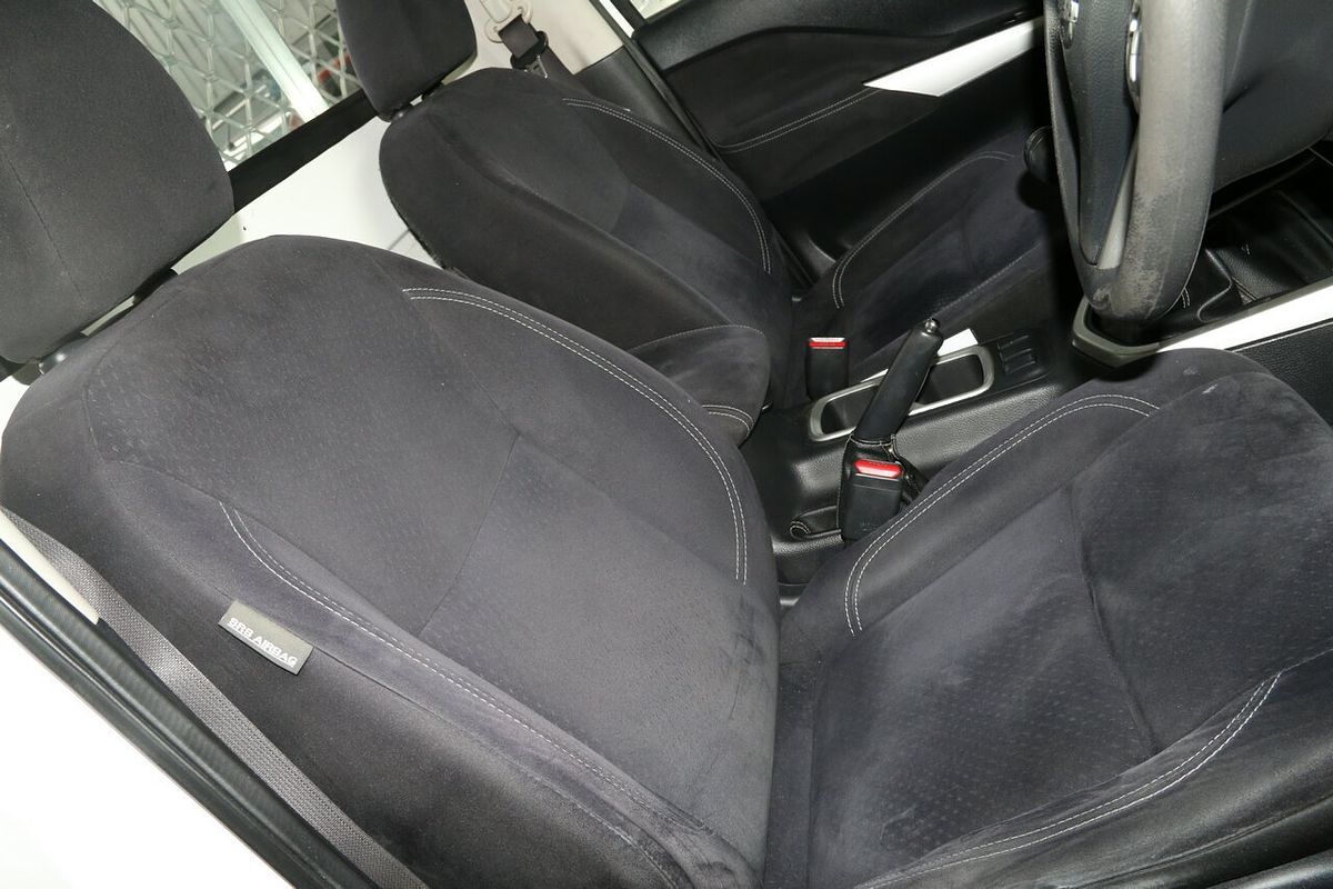 2016 Nissan Navara DX D23 Rear Wheel Drive