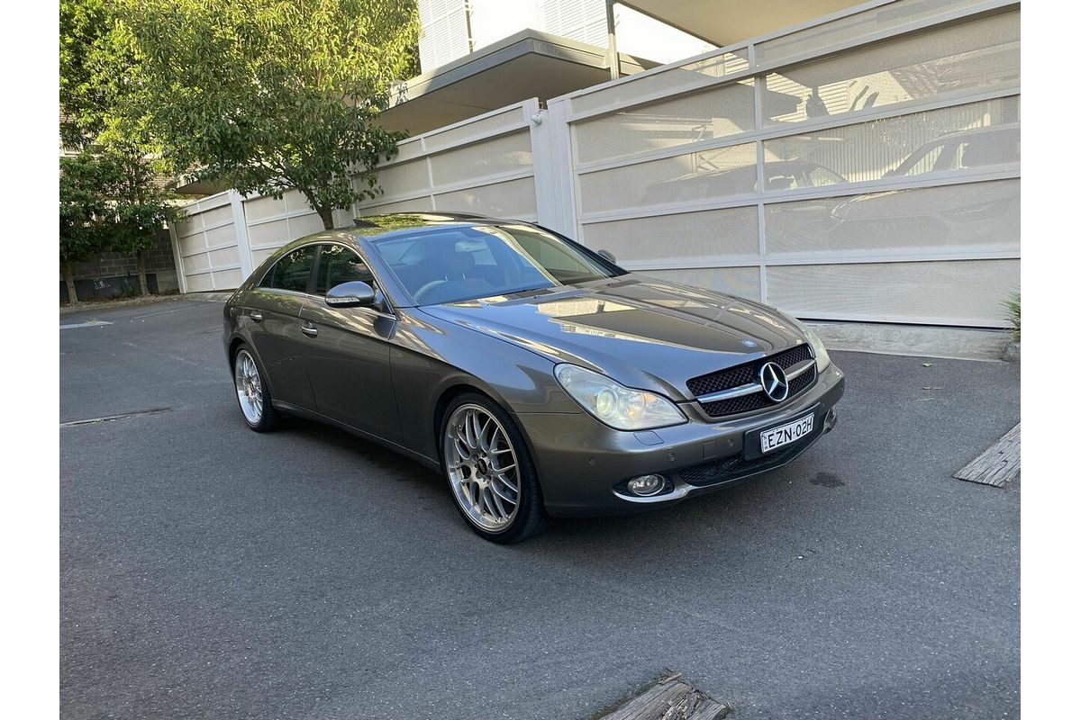 2005 Mercedes-Benz CLS-Class CLS500 C219