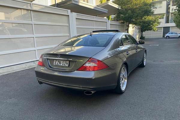 2005 Mercedes-Benz CLS-Class CLS500 C219