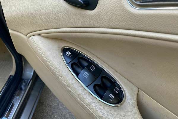 2005 Mercedes-Benz CLS-Class CLS500 C219