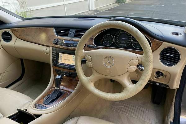 2005 Mercedes-Benz CLS-Class CLS500 C219