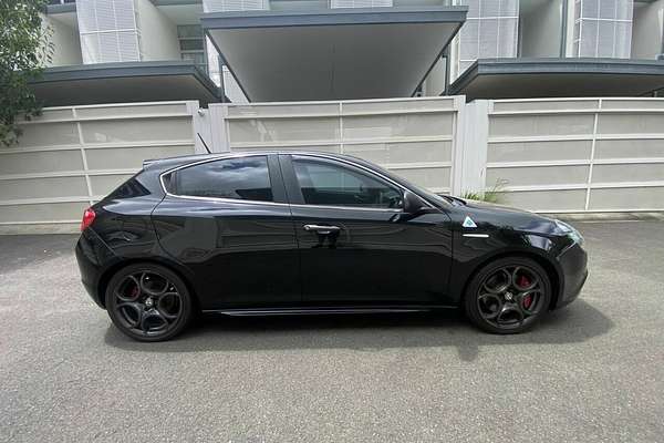 2015 Alfa Romeo Giulietta Quadrifoglio Verde Series 1